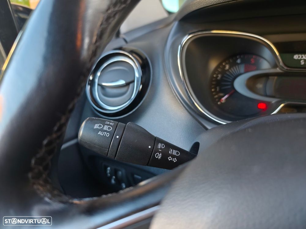 Renault Captur 1.5 dCi Exclusive - 16