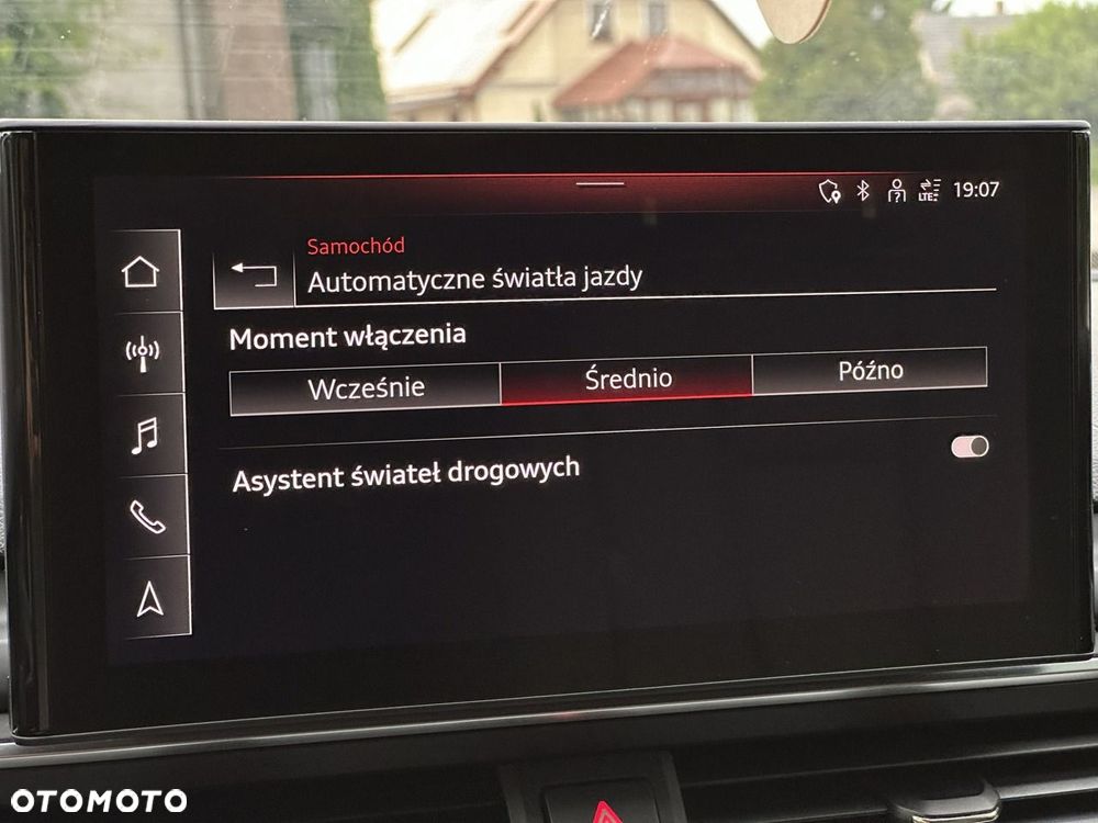 Audi A4 Avant - 29
