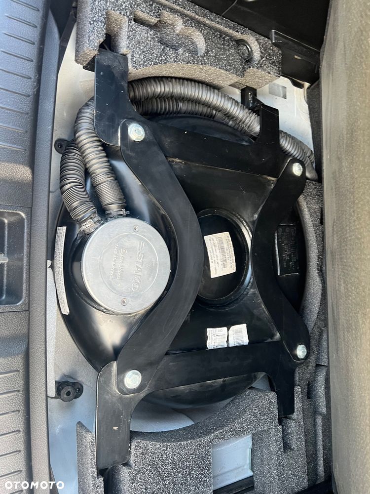 Suzuki Vitara 1.0 Boosterjet Premium 4WD - 26