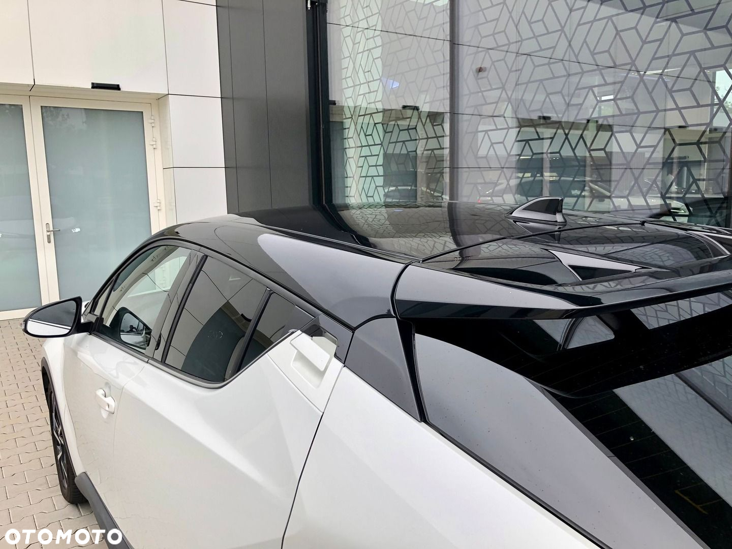 Toyota C-HR 1.8 Hybrid Prestige - 32