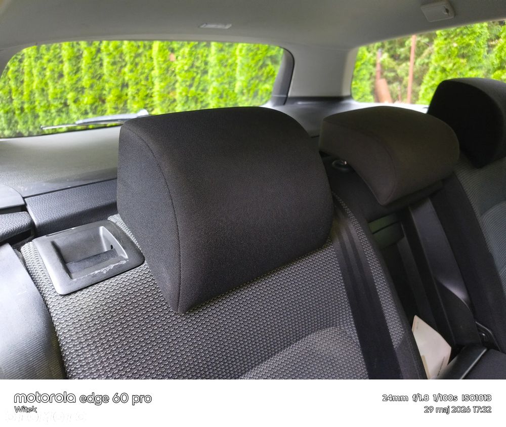 Volkswagen Passat 1.6 TDI BlueMotion Technology Business Edition - 31