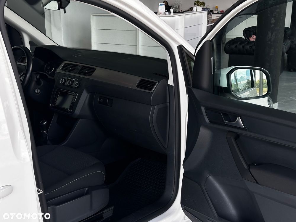 Volkswagen Caddy - 17