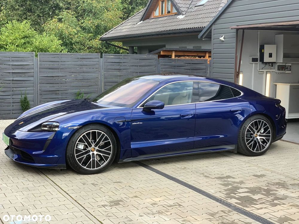 Porsche Taycan - 2