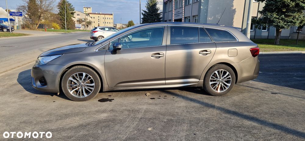 Toyota Avensis Touring Sports 1.8 Multidrive S Edition-S - 5