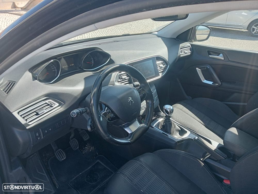 Peugeot 308 SW BlueHDi 120 Stop & Start Active - 5