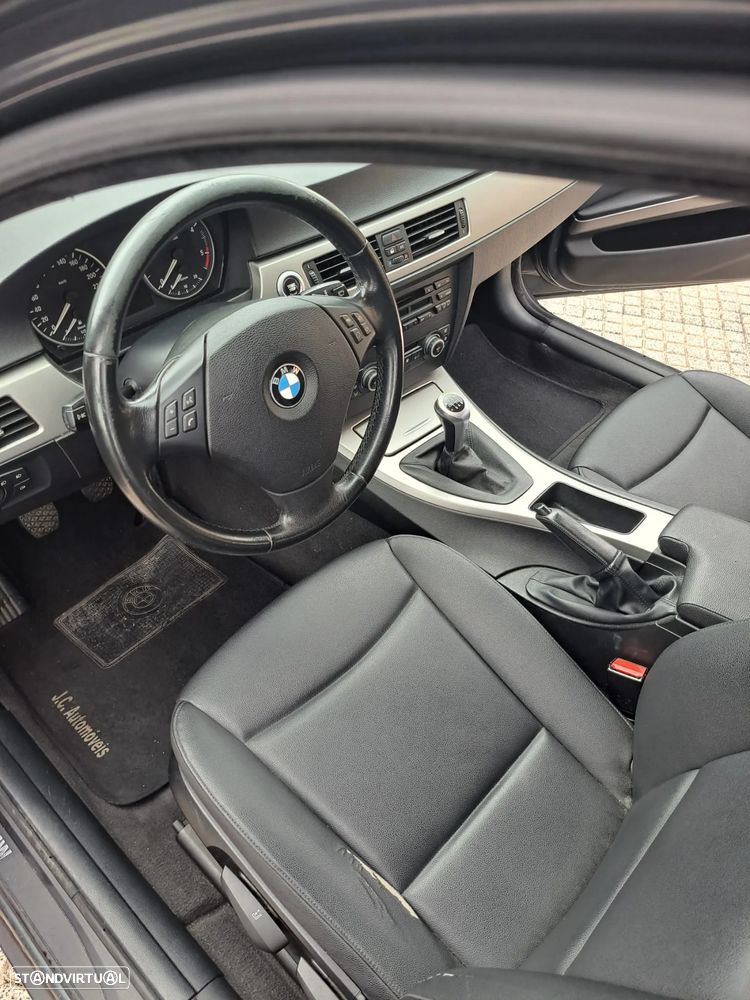 BMW 320 d - 9
