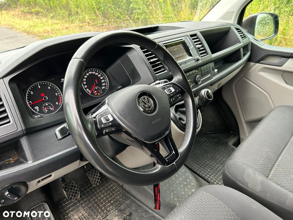 Volkswagen Caravelle 2.0 TDI L1 Comfortline - 5