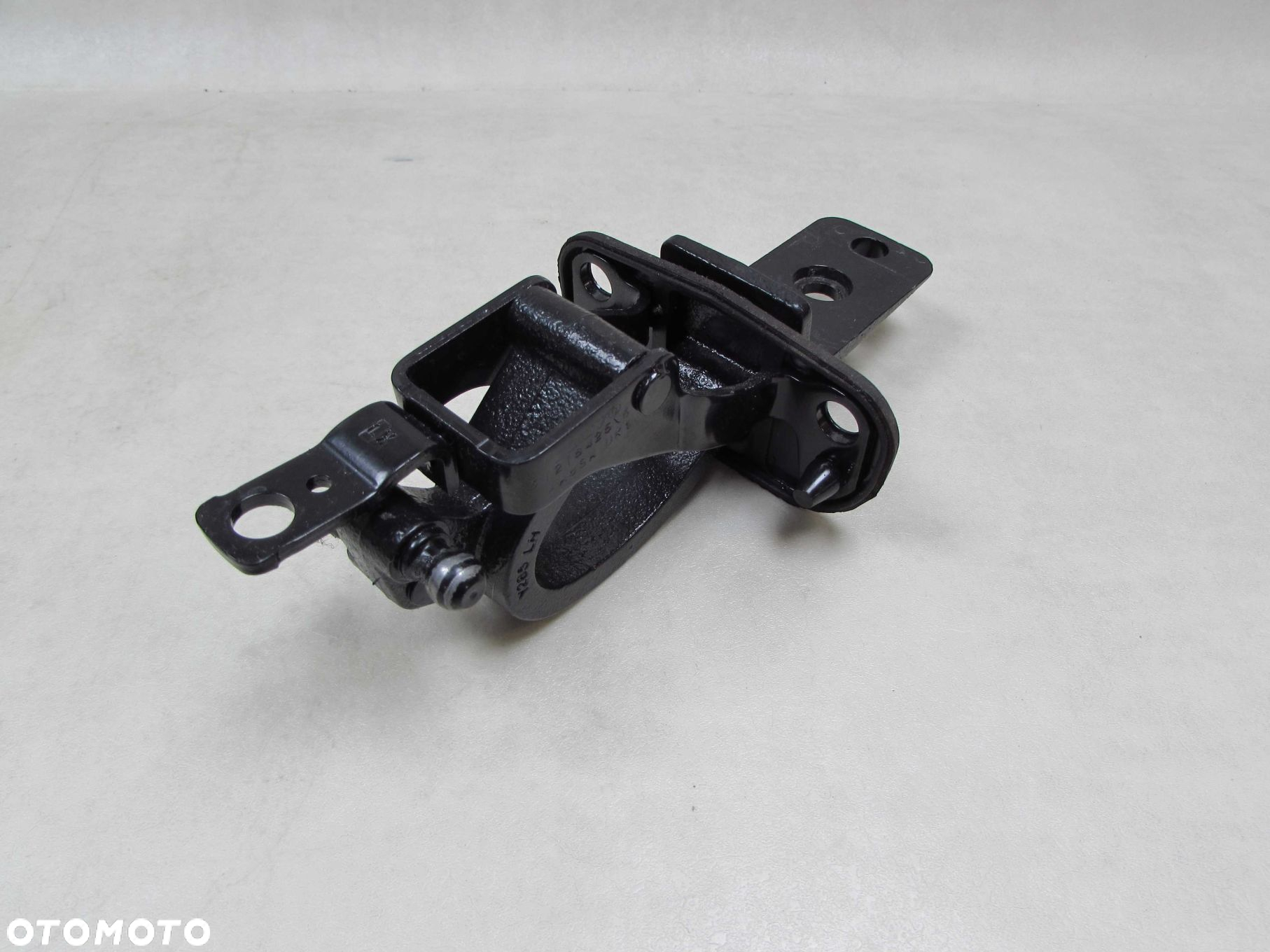 VOLVO V70 III XC70 06-16 ZAWIASY KLAPY BAGAZNIKA TYL ELEKTRYCZNEJ 31284256 - 2