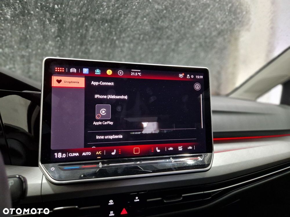 Volkswagen Golf - 11