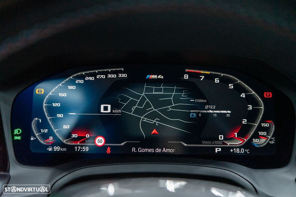 BMW M4 Competition xDrive - 34