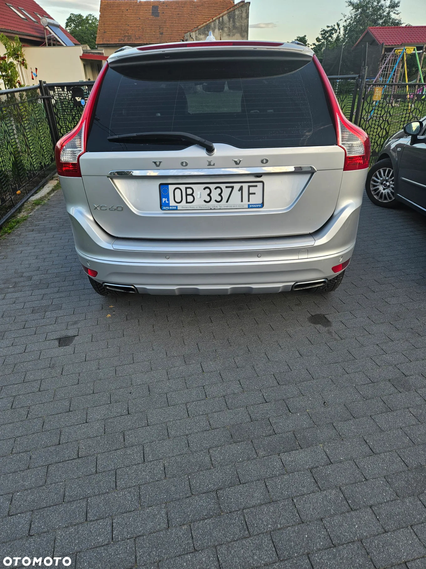 Volvo XC 60 - 4