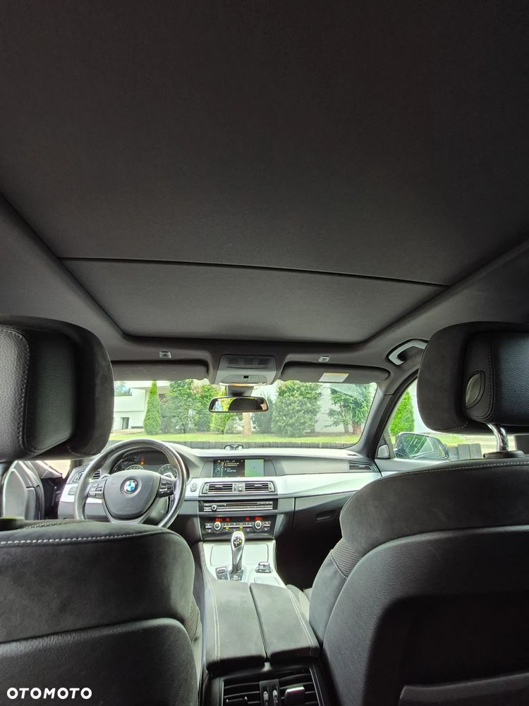 BMW Seria 5 535d xDrive - 15