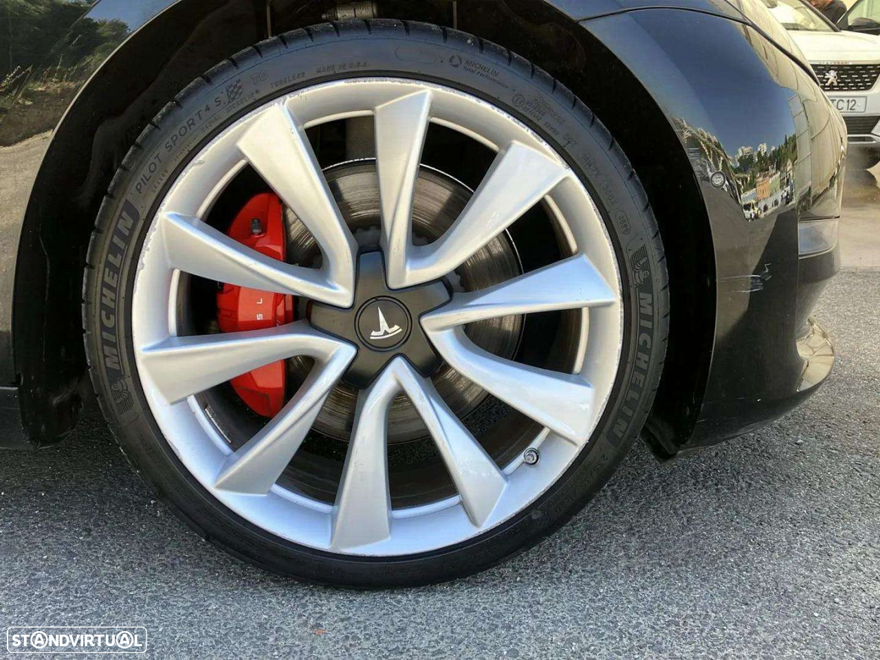 Tesla Model 3 Long-Range Dual Motor AWD - 18