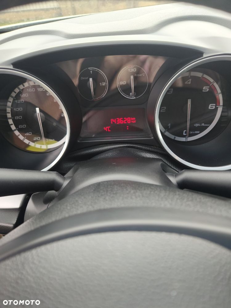 Alfa Romeo Giulietta 1.6 JTDM Veloce - 16