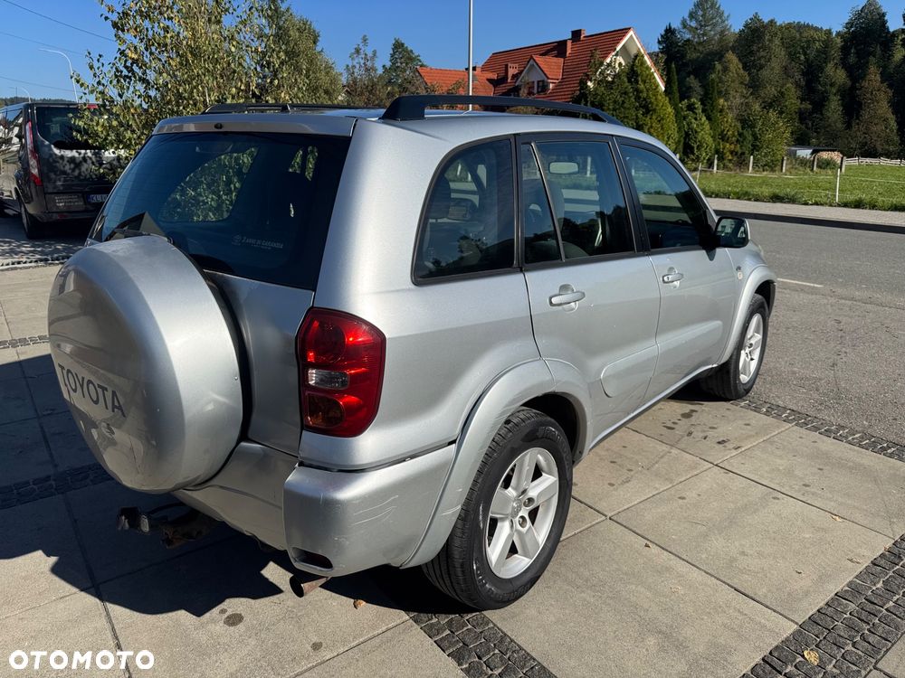 Toyota RAV4 D-4D 4x4 Sol - 6