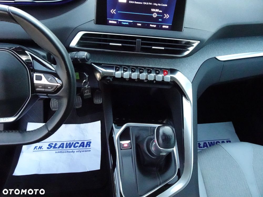 Peugeot 3008 1.5 BlueHDi Allure S&S - 22