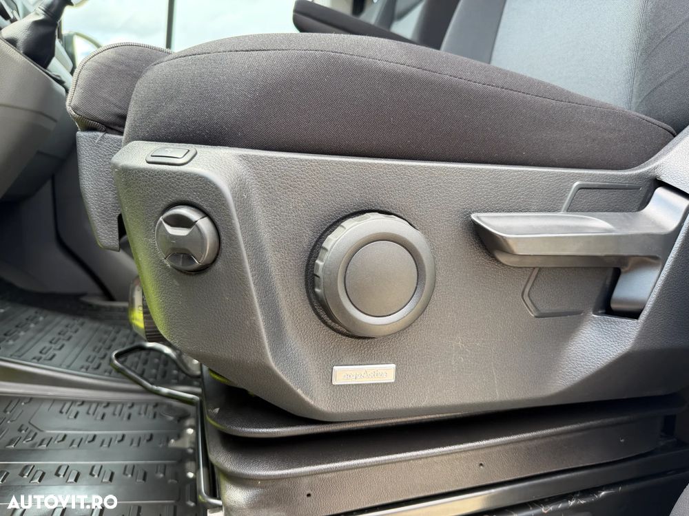 Volkswagen Crafter - 31