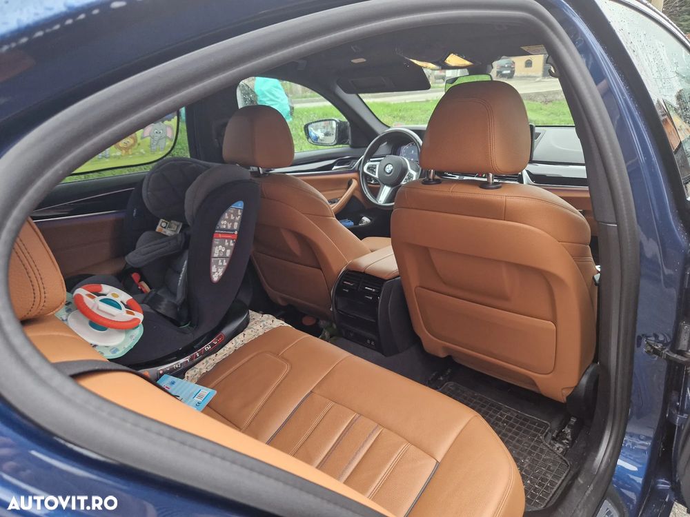 BMW Seria 5 518d Aut. - 10