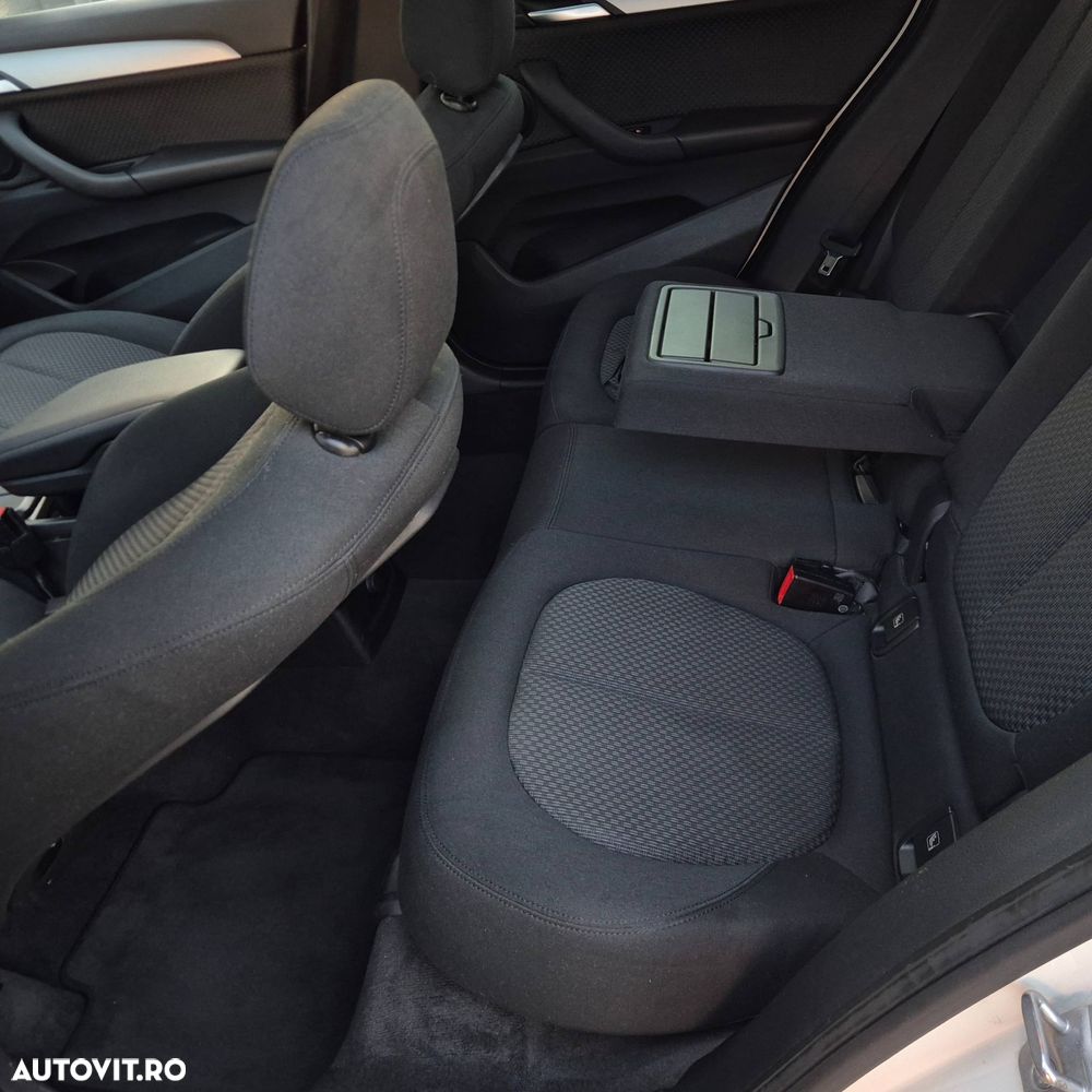 BMW X1 - 15