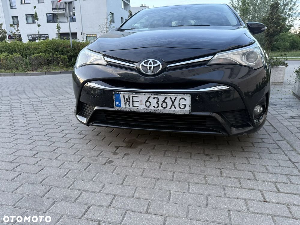 Toyota Avensis 2.0 D-4D Prestige - 5
