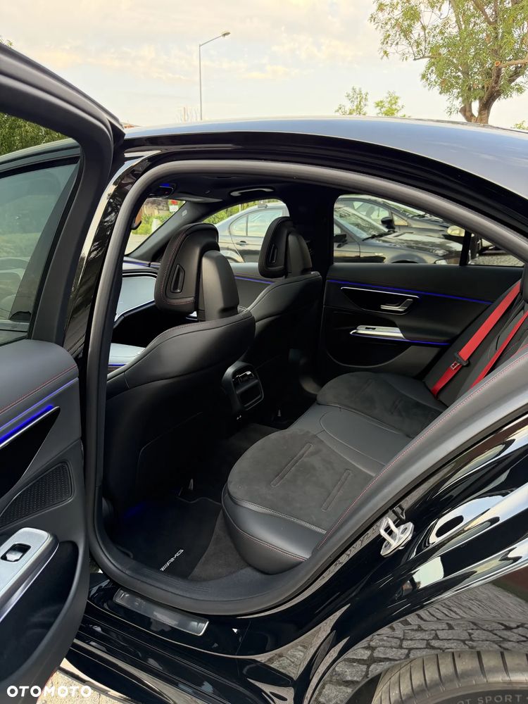 Mercedes-Benz Klasa E AMG 53 4Matic+ AMG SPEEDSHIFT TCT 9G - 14