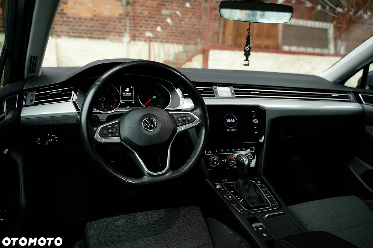 Volkswagen Passat - 6