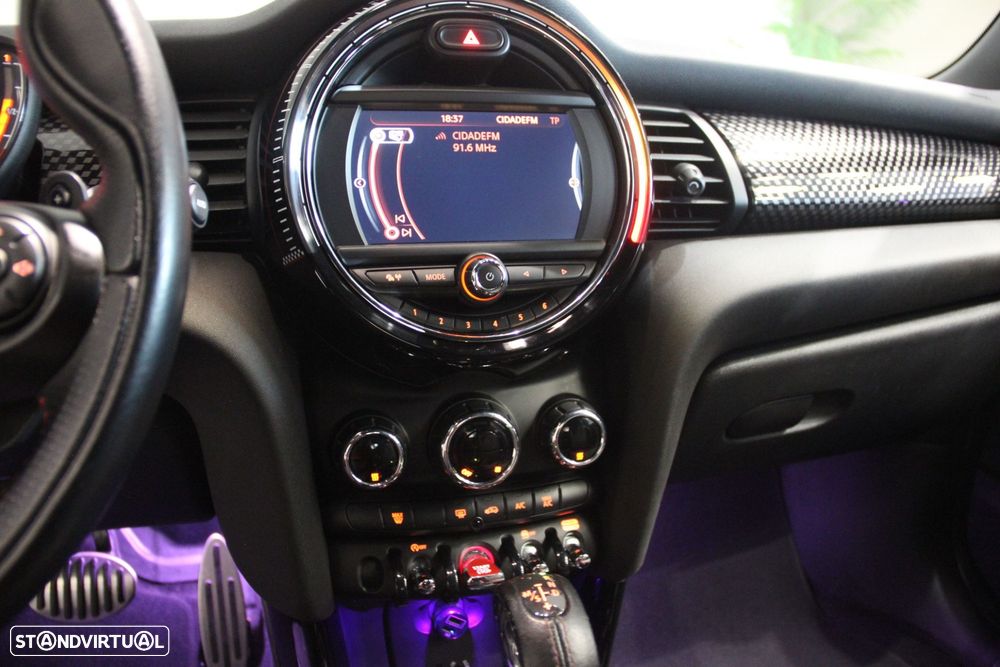 MINI 3 Portas John Cooper Works Auto Desportiva - 22