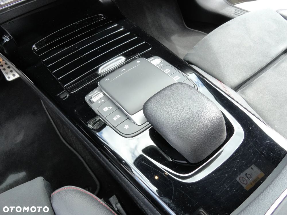 Mercedes-Benz CLA 200 7G-DCT Edition AMG Line - 16