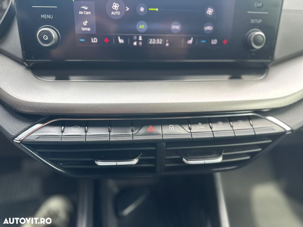 Skoda Octavia 2.0 TDI DSG Ambition - 25