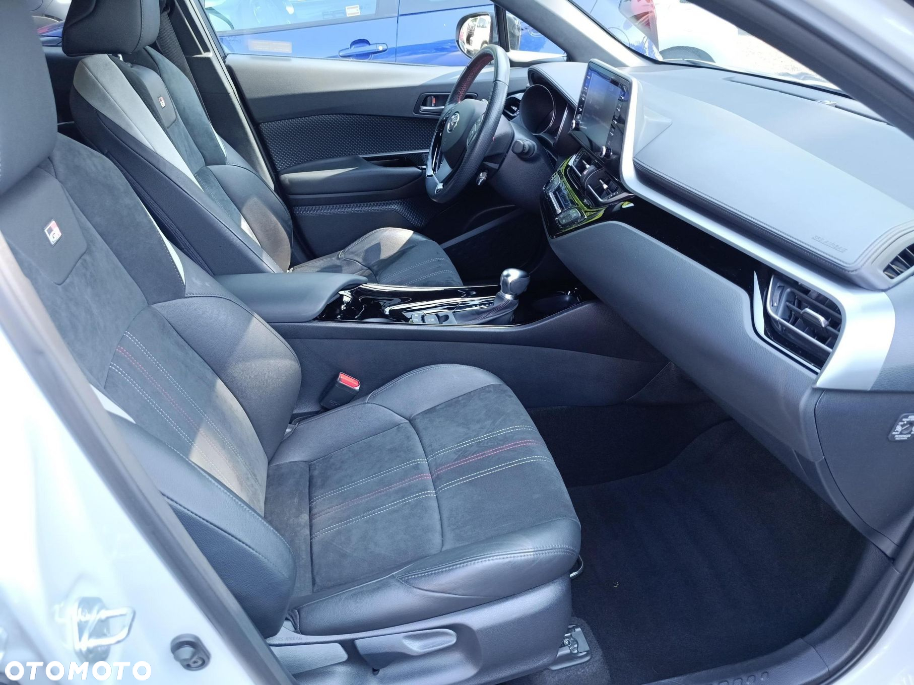 Toyota C-HR - 9