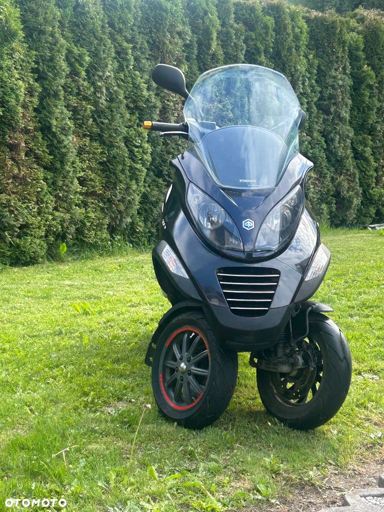 Piaggio MP-3 - 2