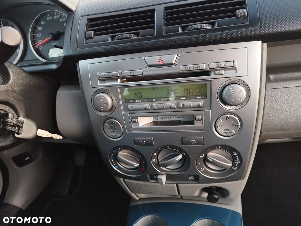 Mazda 2 1.4l Active - 17