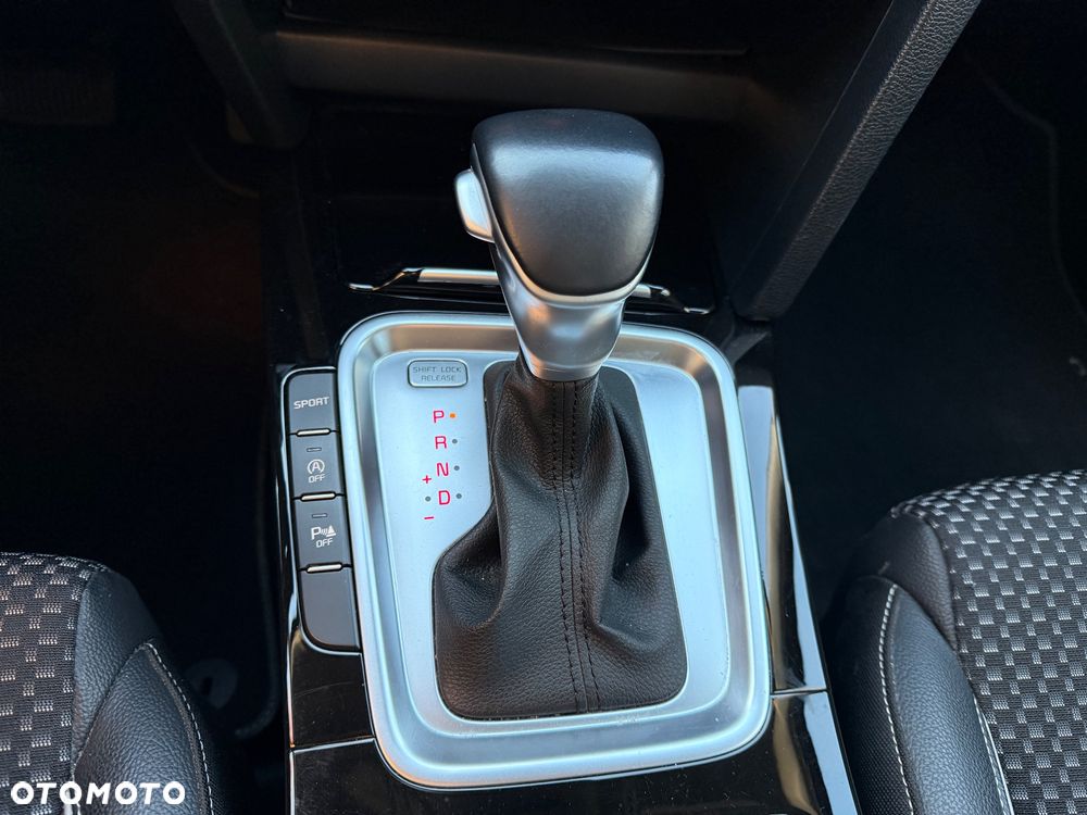 Kia XCeed 1.6 CRDi SCR L DCT - 14