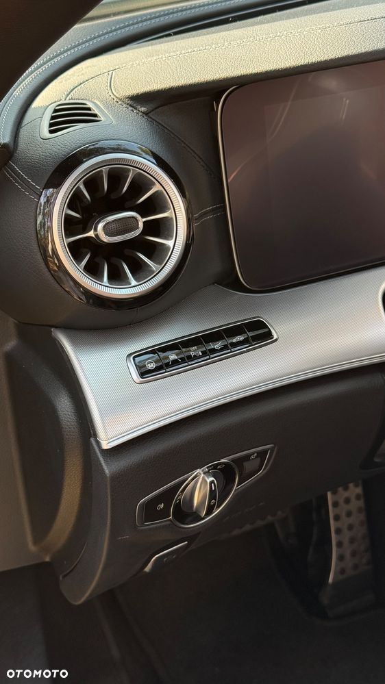 Mercedes-Benz Klasa E AMG 53 Kabriolet 4-Matic+ 9G-TRONIC - 8