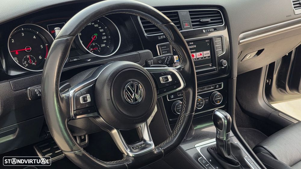 VW Golf 2.0 TDI GTD DSG - 19
