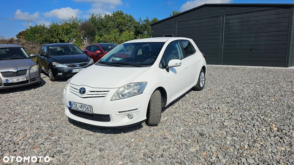 Toyota Auris 1.6 Premium + - 5