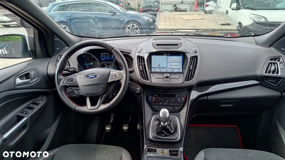 Ford Kuga 2.0 TDCi 4x4 ST-Line - 16