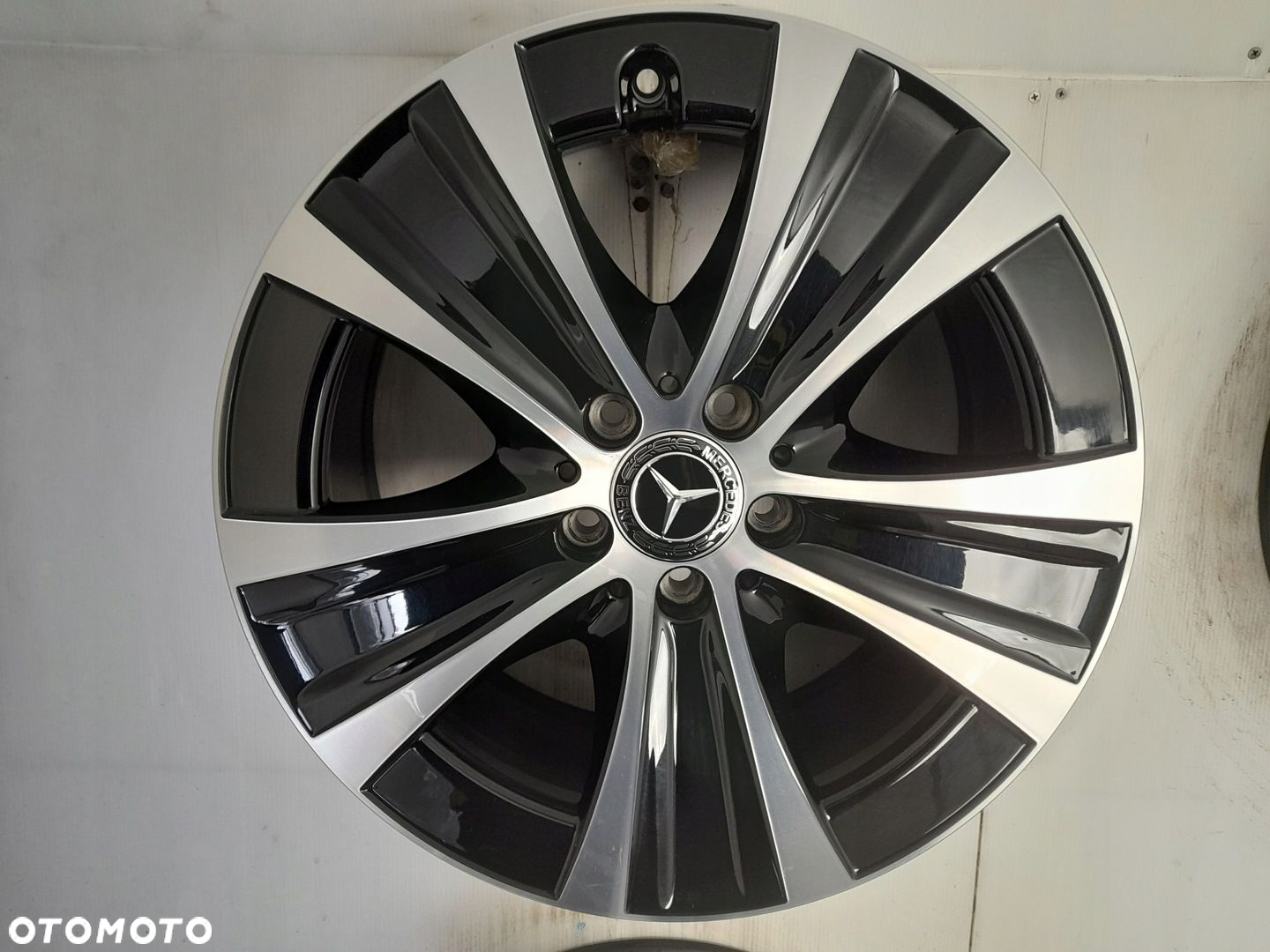 Felgi aluminiowe Mercedes OE A2134013700 8.0"/9.0" x 18" 5x112 ET43/52 - 2