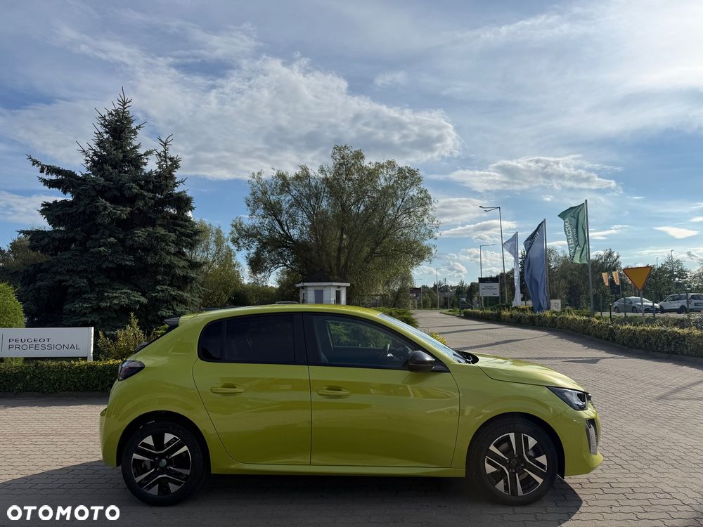 Peugeot 208 - 5