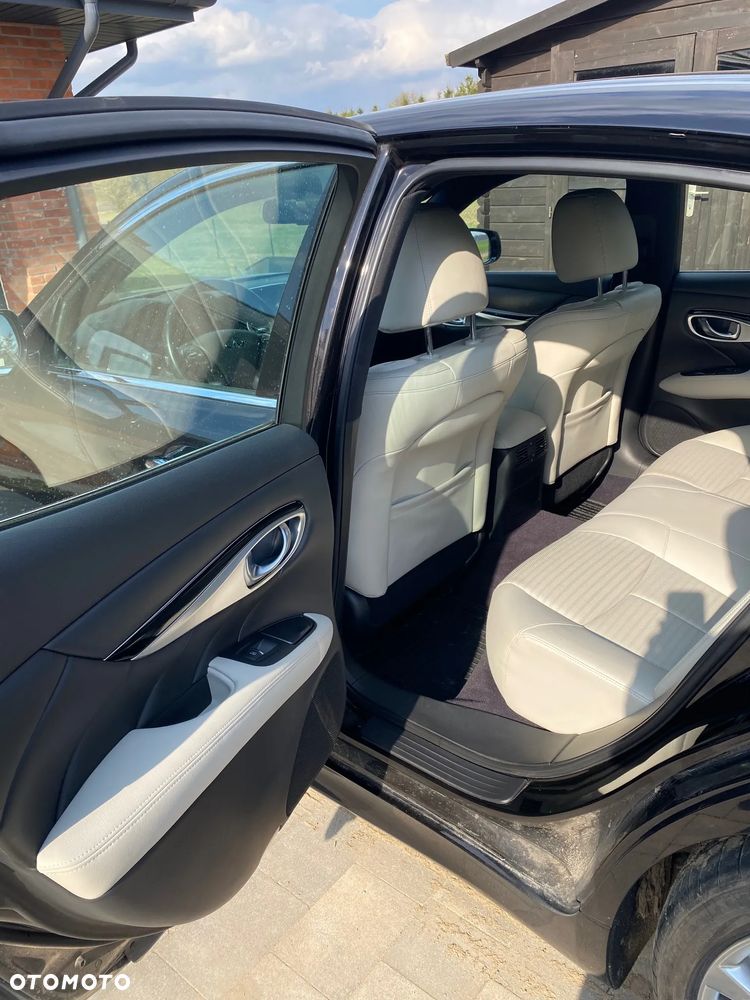 Infiniti Q70 2.2d Sport Tech - 9