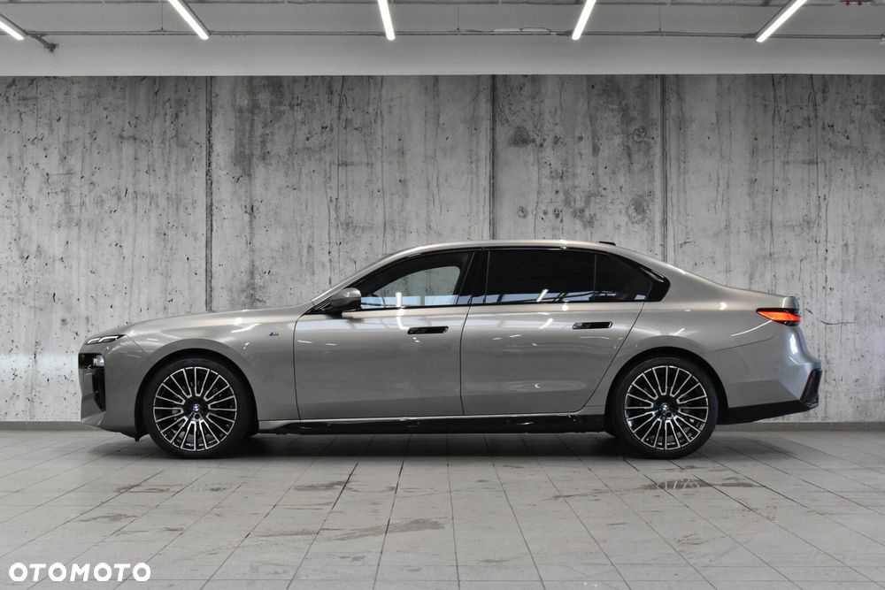BMW Seria 7 - 4