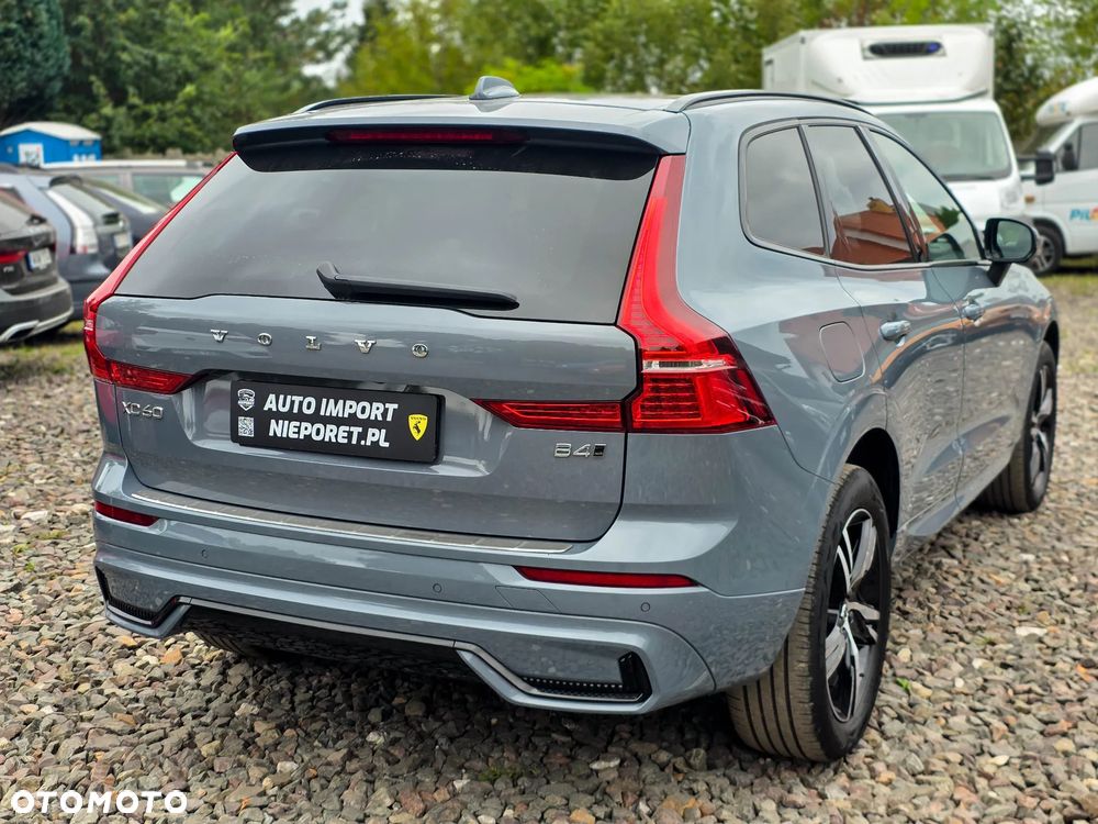 Volvo XC 60 B4 D AWD Plus Dark - 34