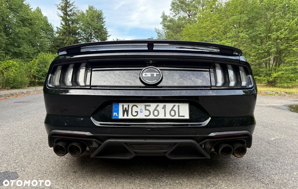 Ford Mustang 5.0 V8 GT - 4