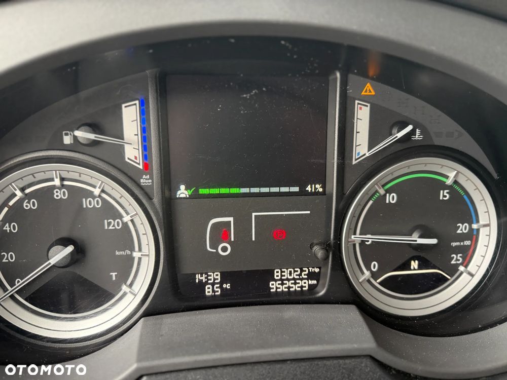 DAF XF480 STANDARD - 10