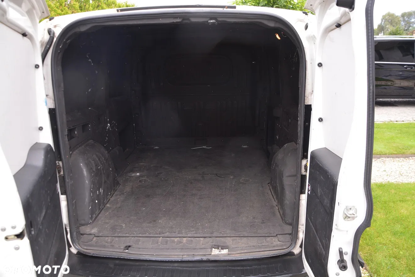 Fiat DOBLO - 8