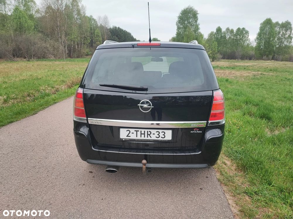 Opel Zafira 2.0 Turbo Sport - 10