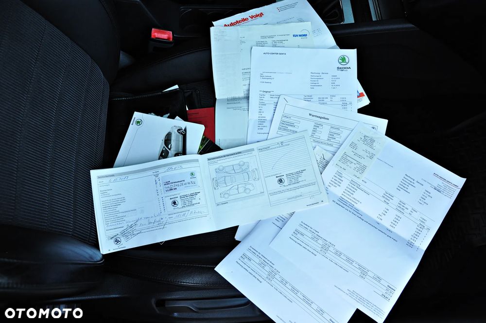 Skoda Octavia 2.0 TDI Premium Edition - 32