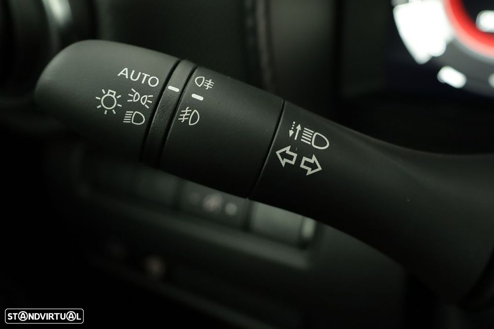 Nissan Juke 1.0 DIG-T N-Connecta - 17