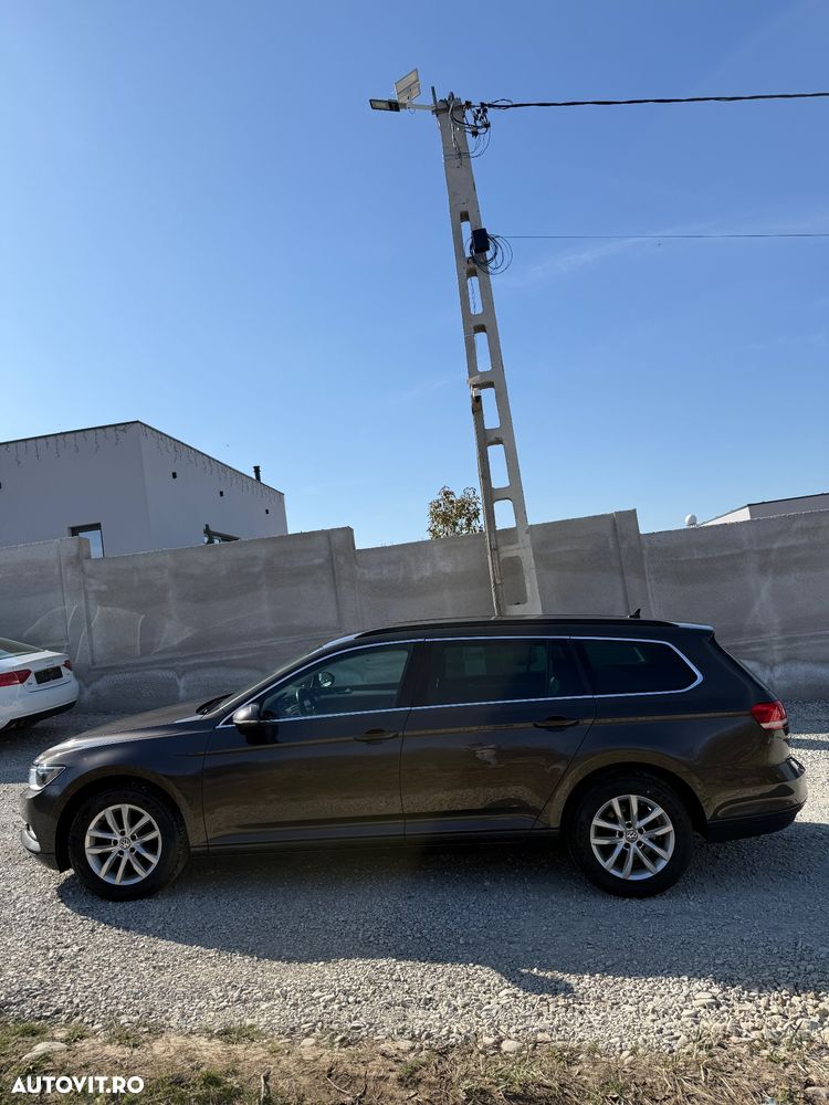 Volkswagen Passat 2.0 TDI DSG (BlueMotion Technology) Comfortline - 8