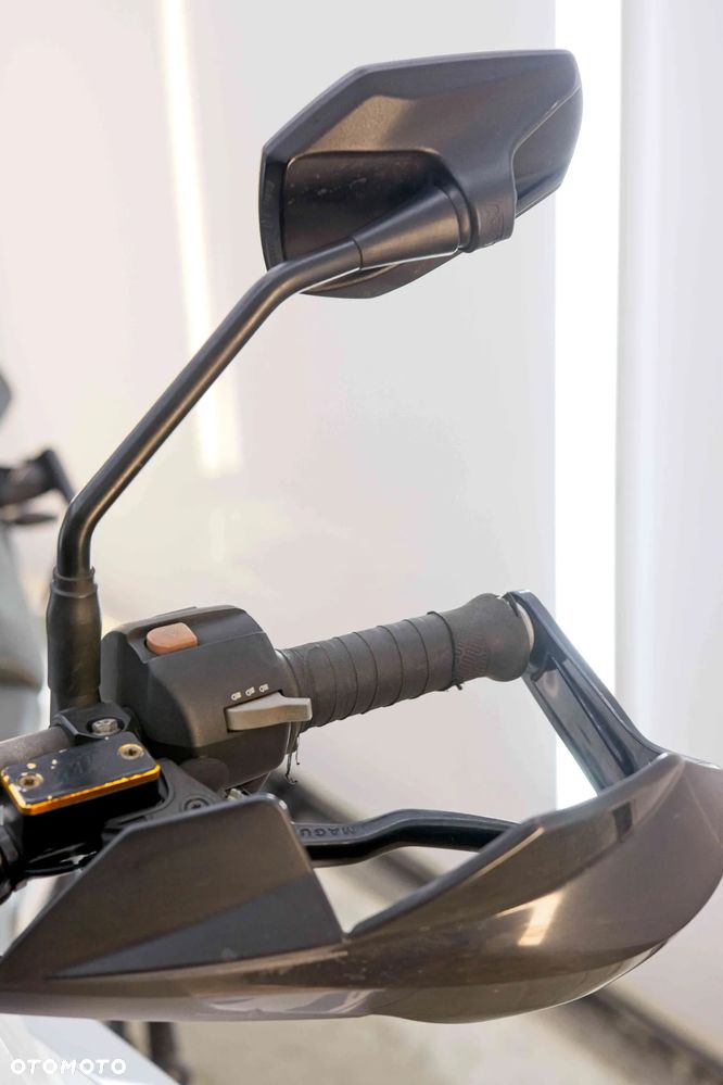 KTM Super Adventure - 21